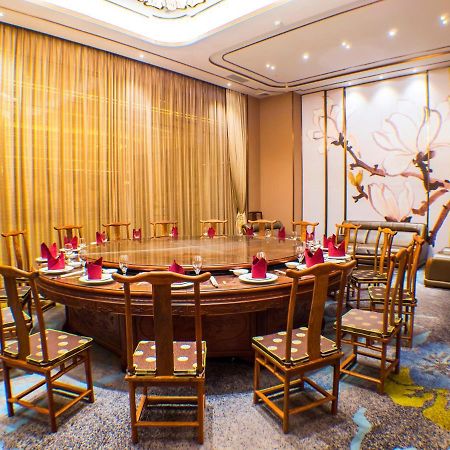 Zhongshan Guzhen Huayu Landmark Hotel Esterno foto